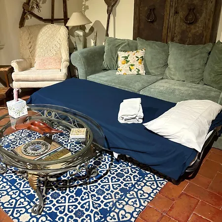 Casa Baldecchi - - 3 Bed 2 Bath *
